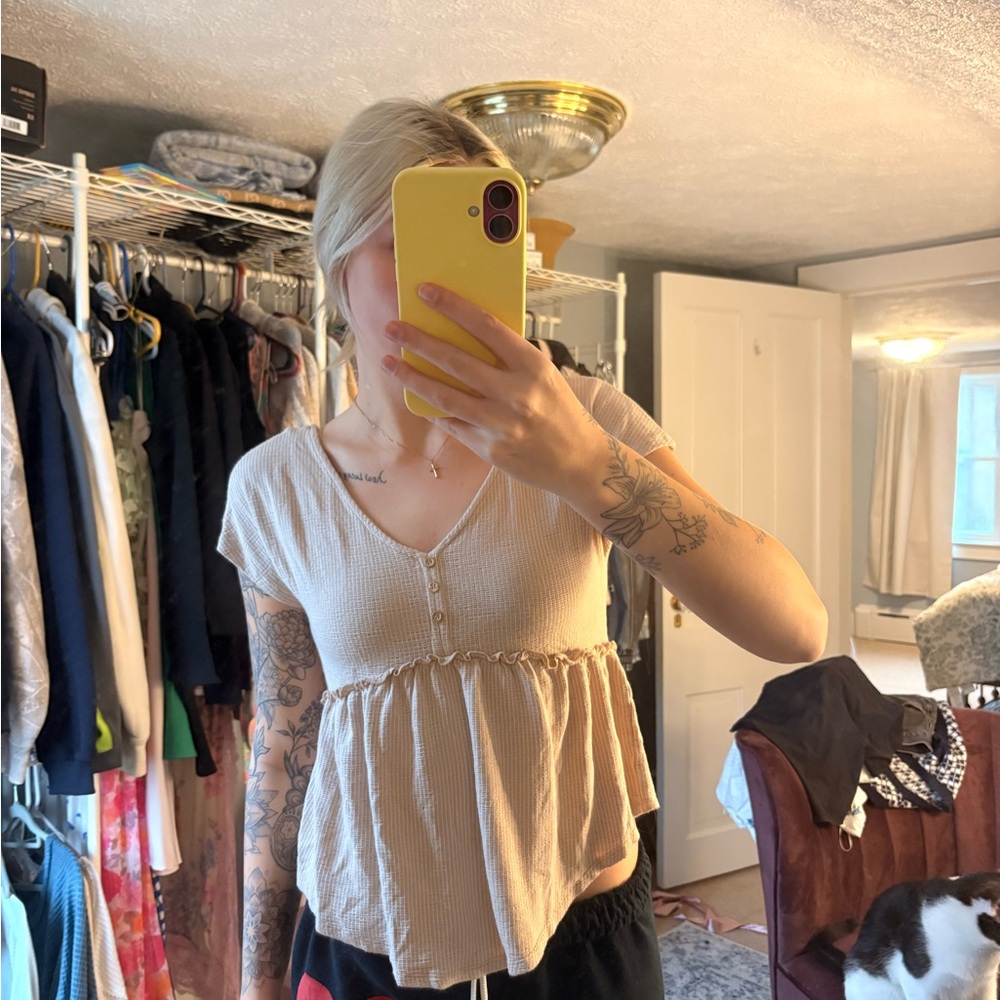 Women's Cream Top